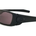 Oakley-Sun-FuelCell-PolishedBlack-MatteBlack-WarmGrey (3)